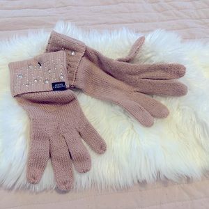 Victoria’s secret winter tech gloves